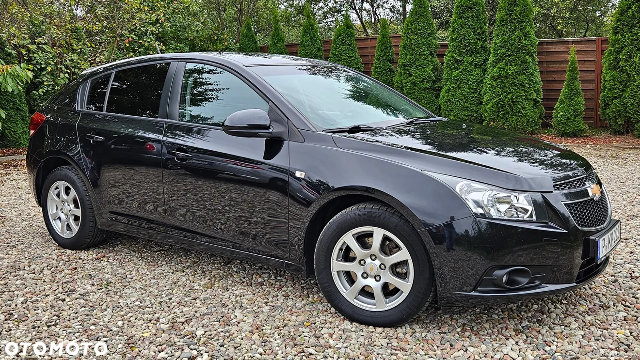 Chevrolet Cruze - 19