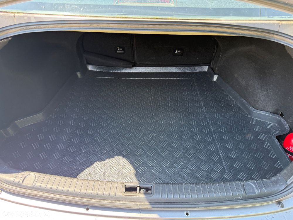 Hyundai Sonata 2.0 CRDi Style - 18