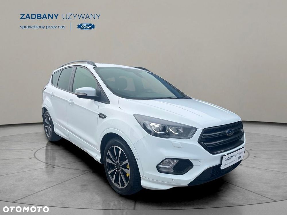 Ford Kuga 1.5 EcoBoost 2x4 ST-Line - 1