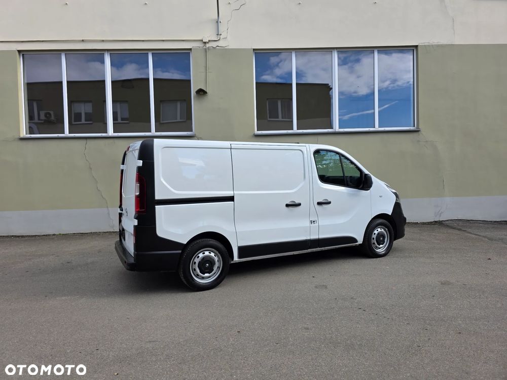 Opel Vivaro - 5
