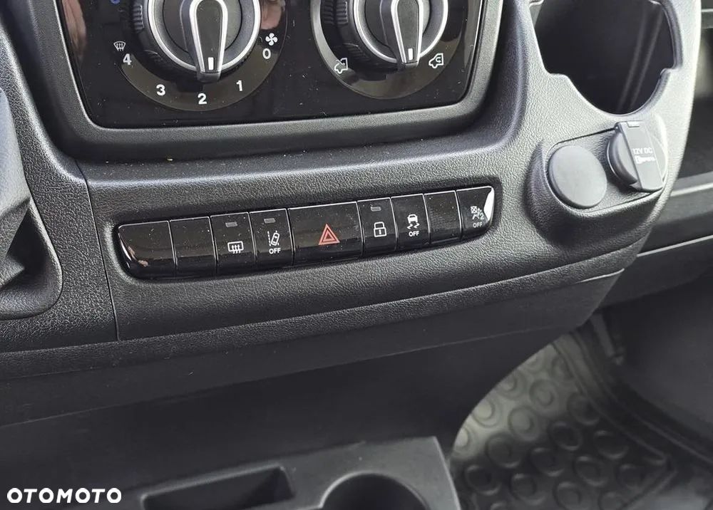 Opel Movano L2H2 120KM - 14