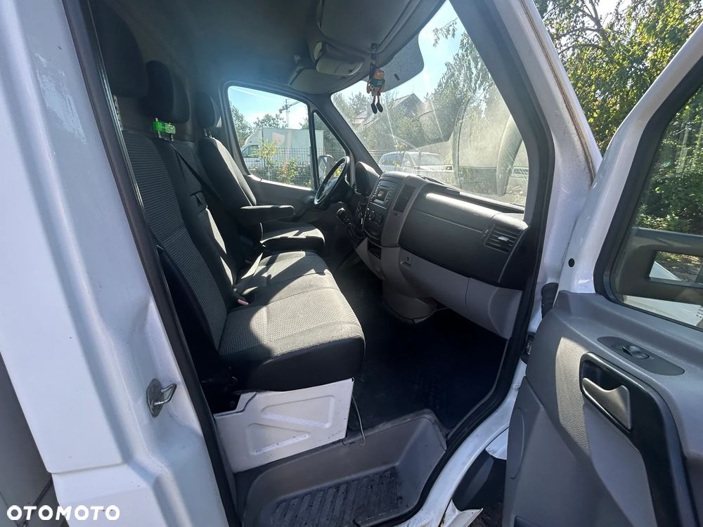 Mercedes-Benz SPRINTER - 29