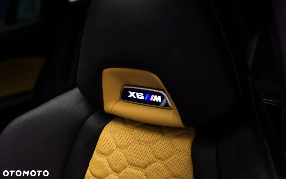 BMW X6M - 9