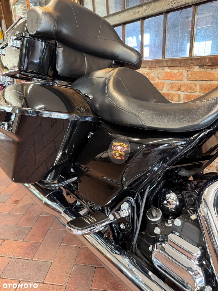 Harley-Davidson Touring Street Glide - 13