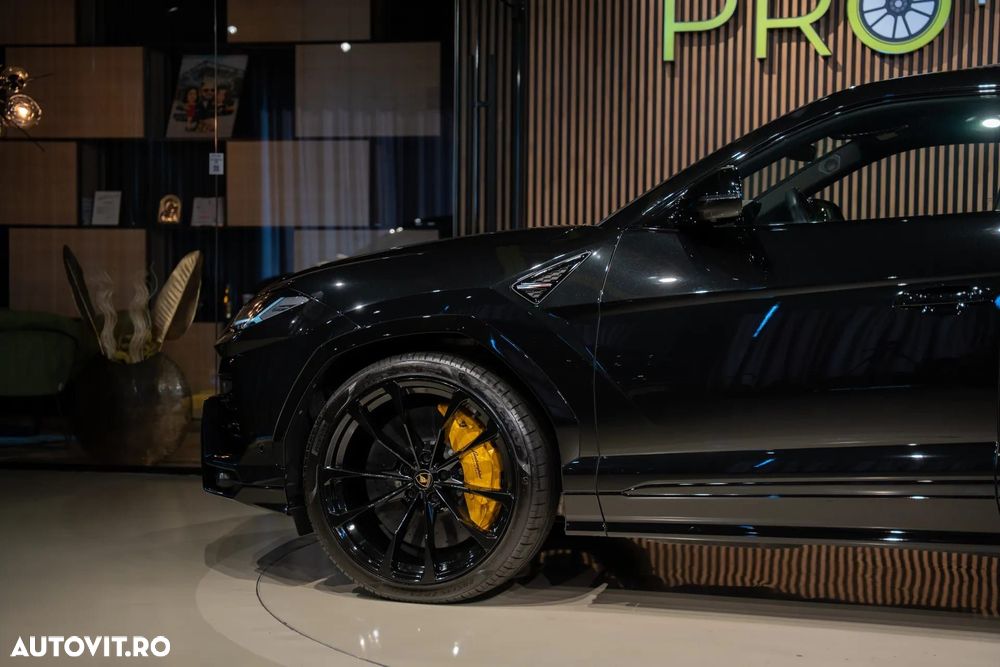 Lamborghini URUS - 5