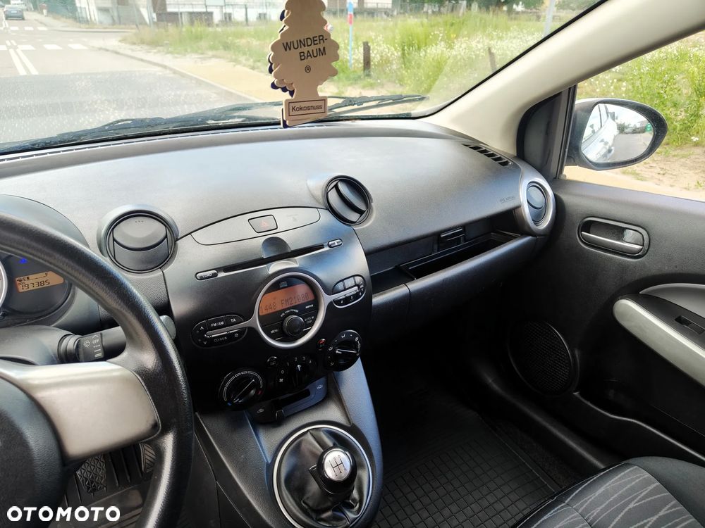 Mazda 2 1.3 MZR Active - 23