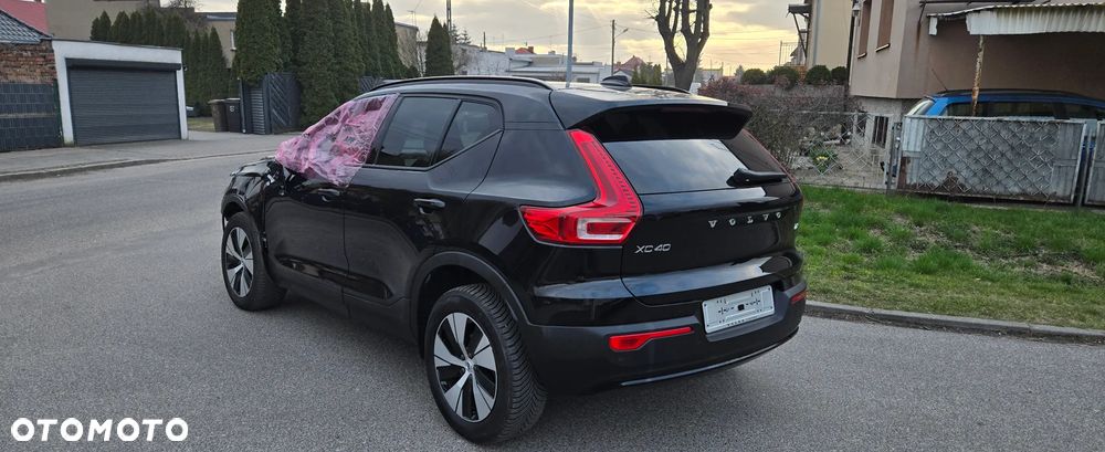 Volvo XC 40 T2 Plus Dark - 3