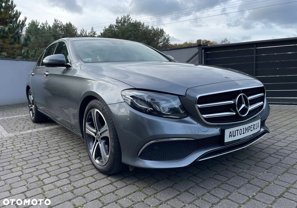 Mercedes-Benz Klasa E 220 d 4-Matic 9G-TRONIC