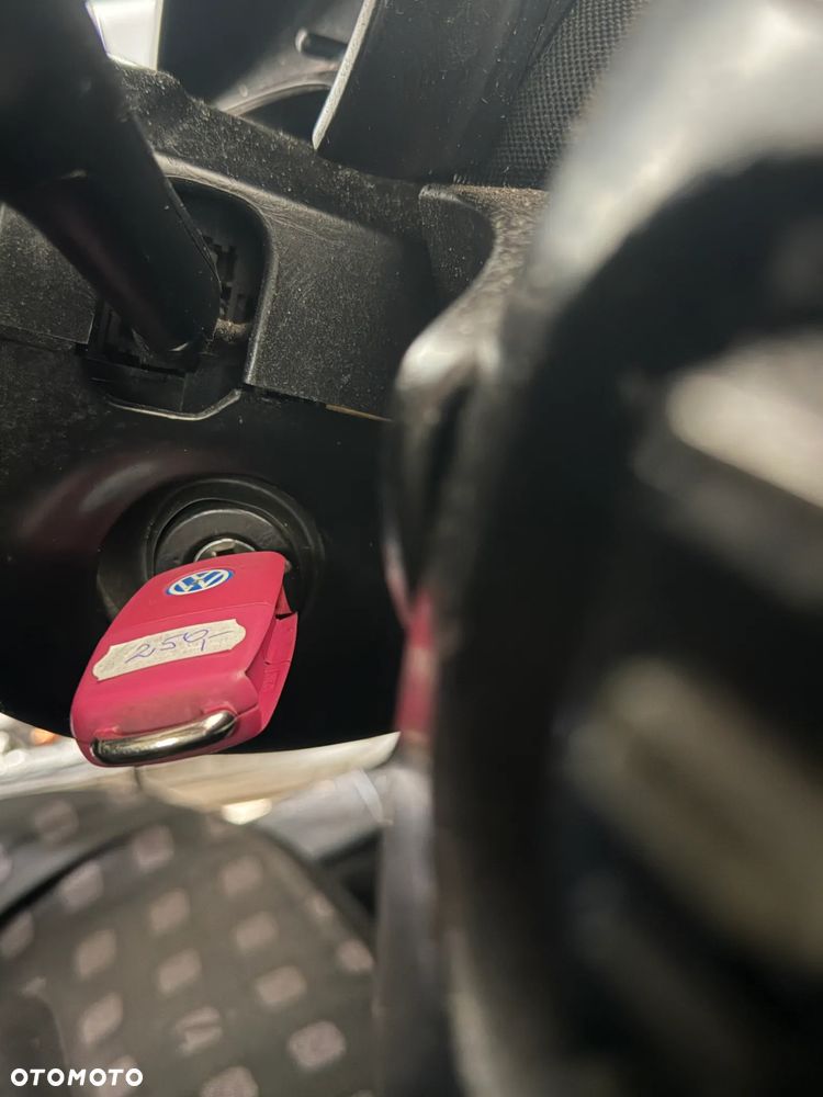 Stacyjka z Różowym kluczykiem !!! New Beetle , Golf IV - 2