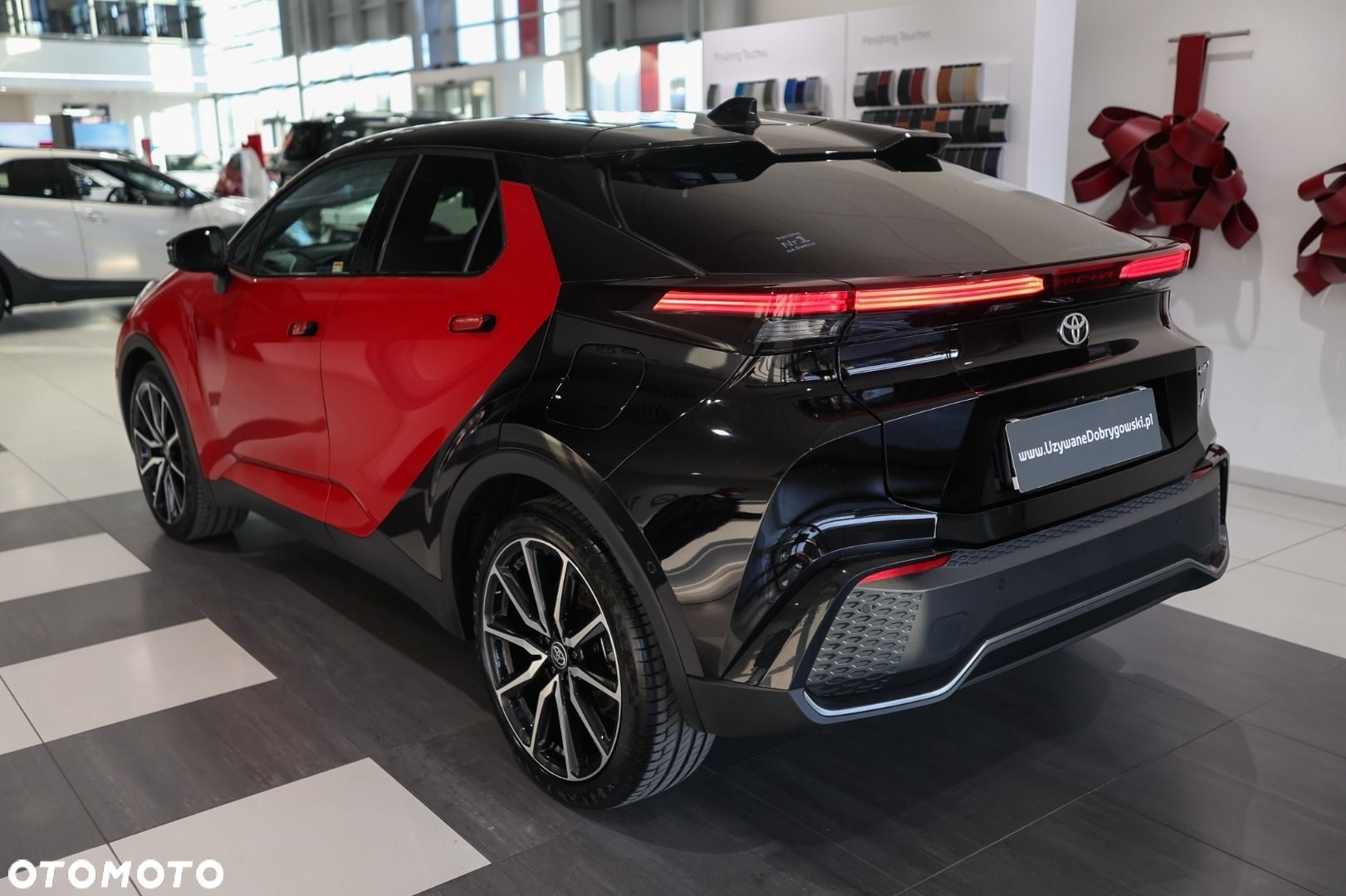 Toyota C-HR - 7