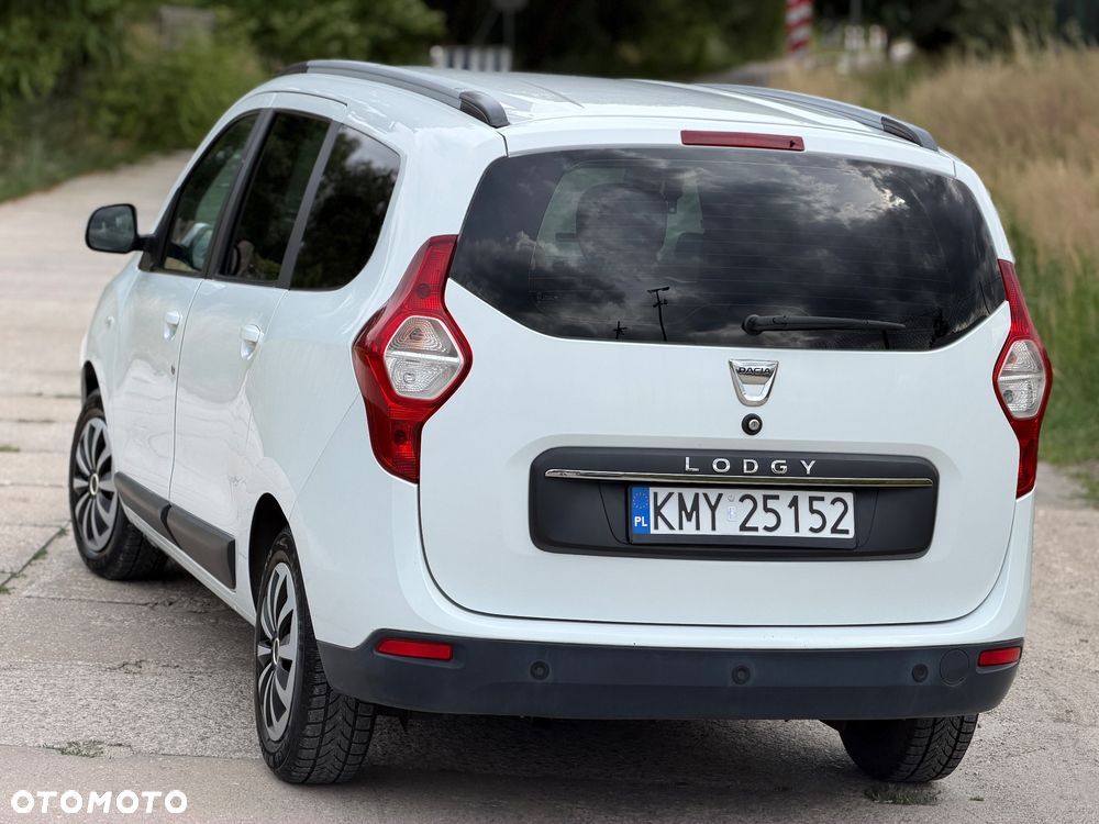 Dacia Lodgy 1.6 SCe Outdoor S&S - 17