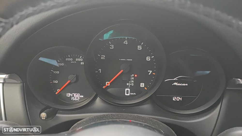 Porsche Macan Standard - 2