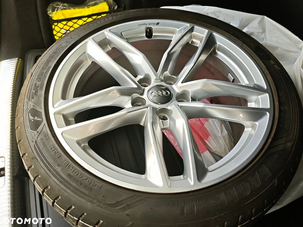 Audi A4 Avant 40 TDI quattro S tronic advanced - 13