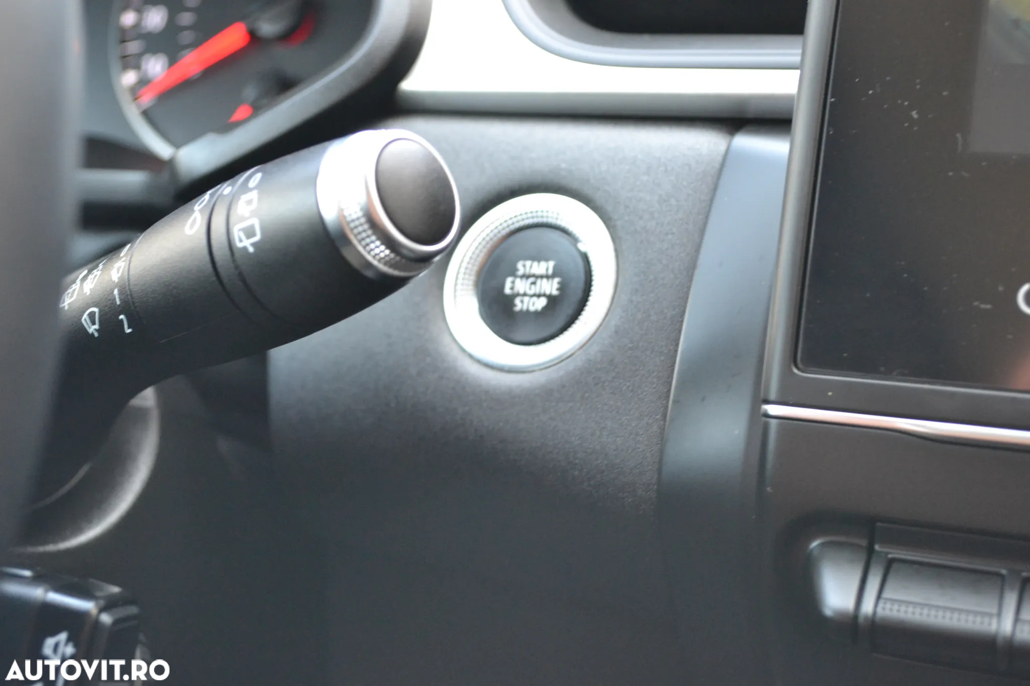 Renault Captur - 25