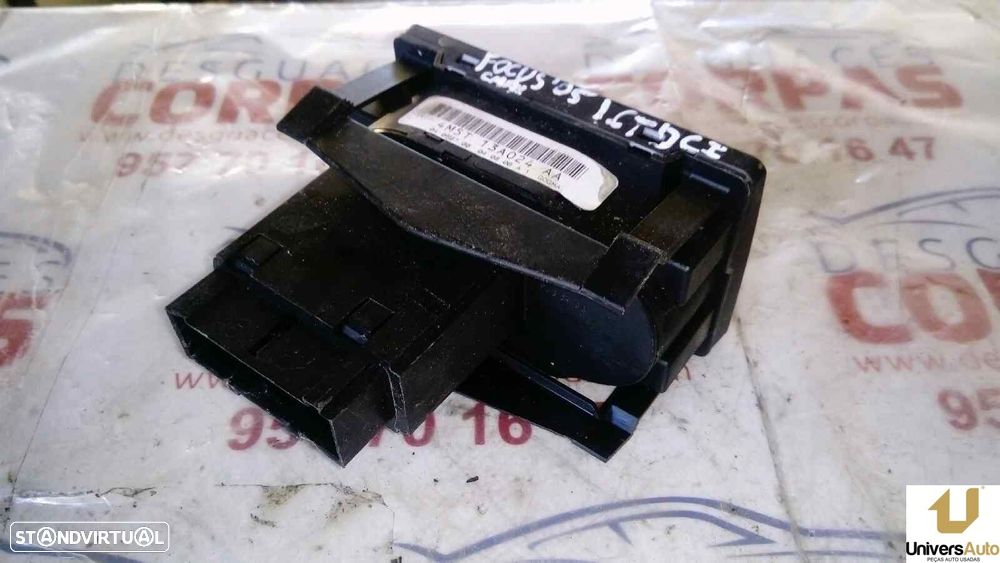 COMANDO LUZES FORD C-MAX 2004 -4M5T13A024AA - 3