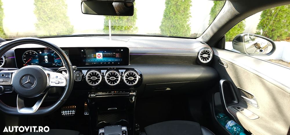 Mercedes-Benz CLA 220 Shooting Brake 7G-DCT AMG Line - 17