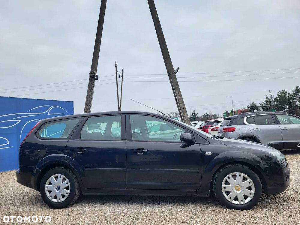 Ford Focus 1.6 TDCi Ambiente - 5