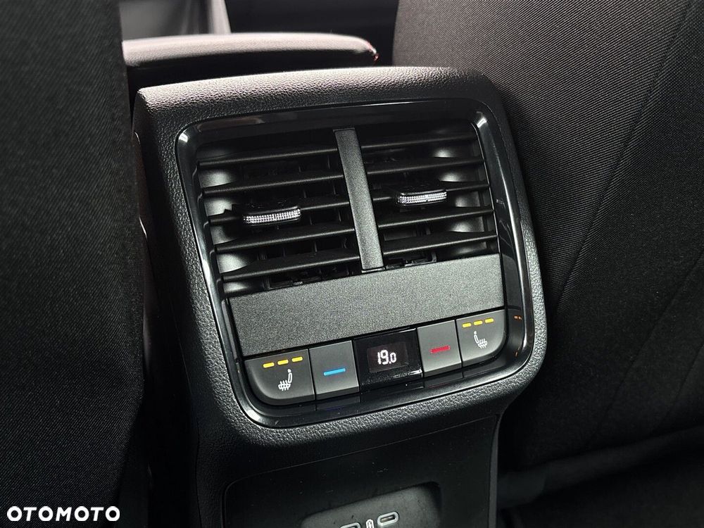 Skoda Octavia 2.0 TSI RS DSG - 35