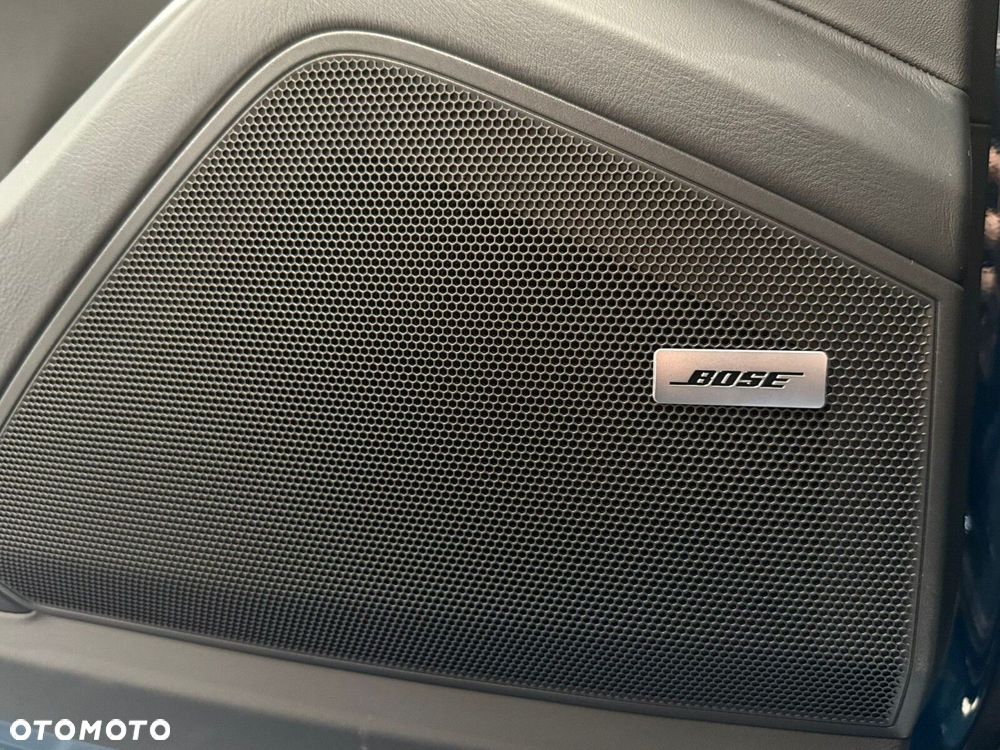 Porsche Cayenne Black Edition - 17