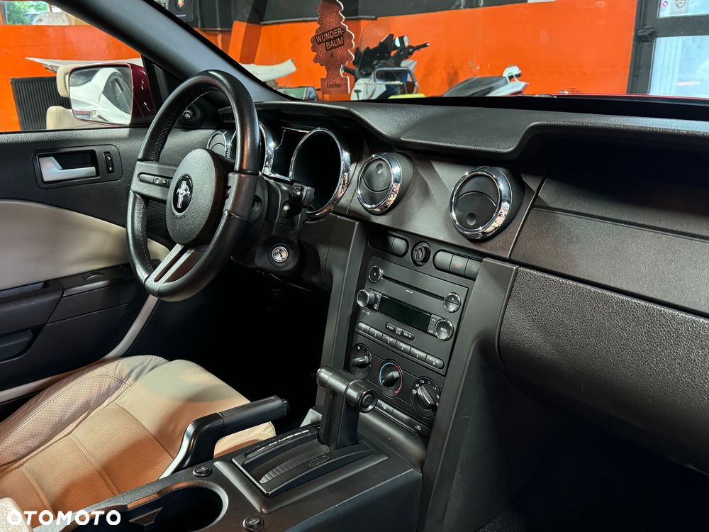 Ford Mustang 4.0 V6 - 5