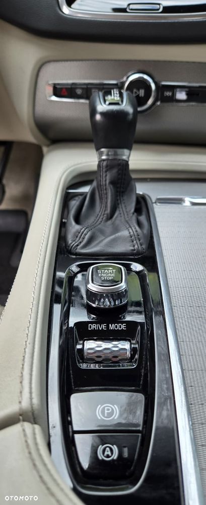 Volvo XC 90 T5 AWD Inscription - 27