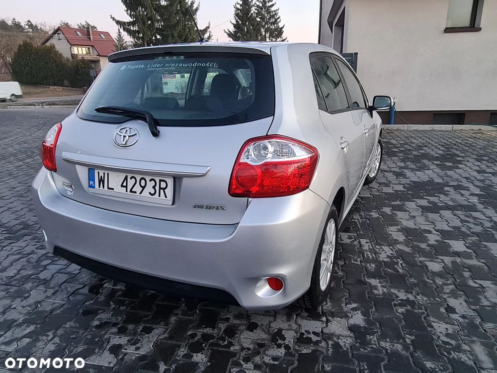 Toyota Auris - 7