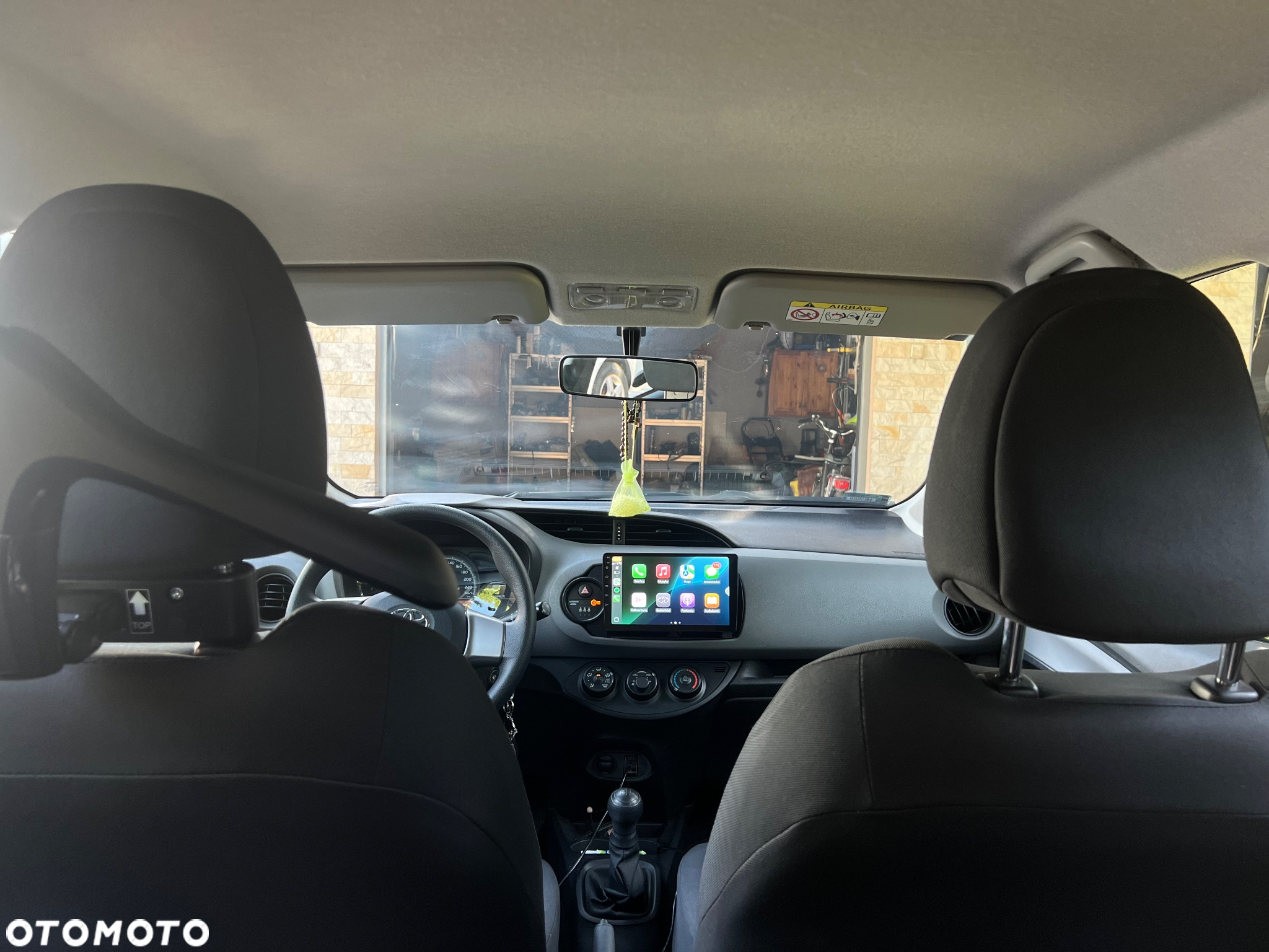 Toyota Yaris 1.0 Premium - 8