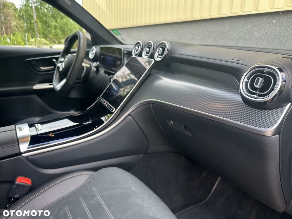 Mercedes-Benz GLC - 16