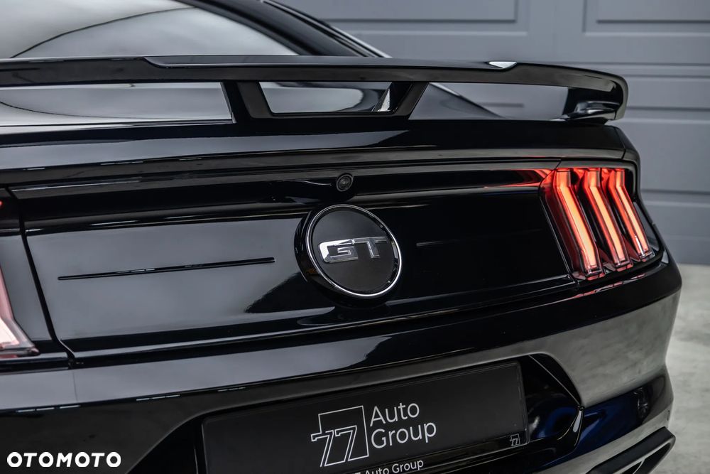 Ford Mustang - 14