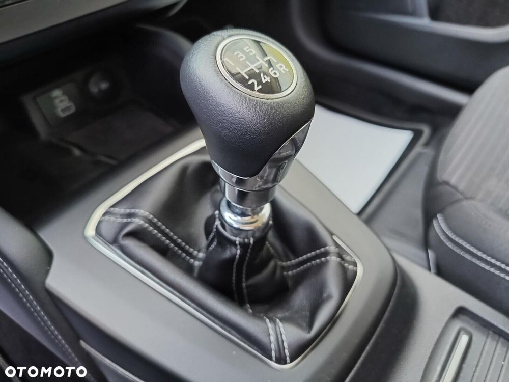 Ford Focus 1.0 EcoBoost Titanium X - 22