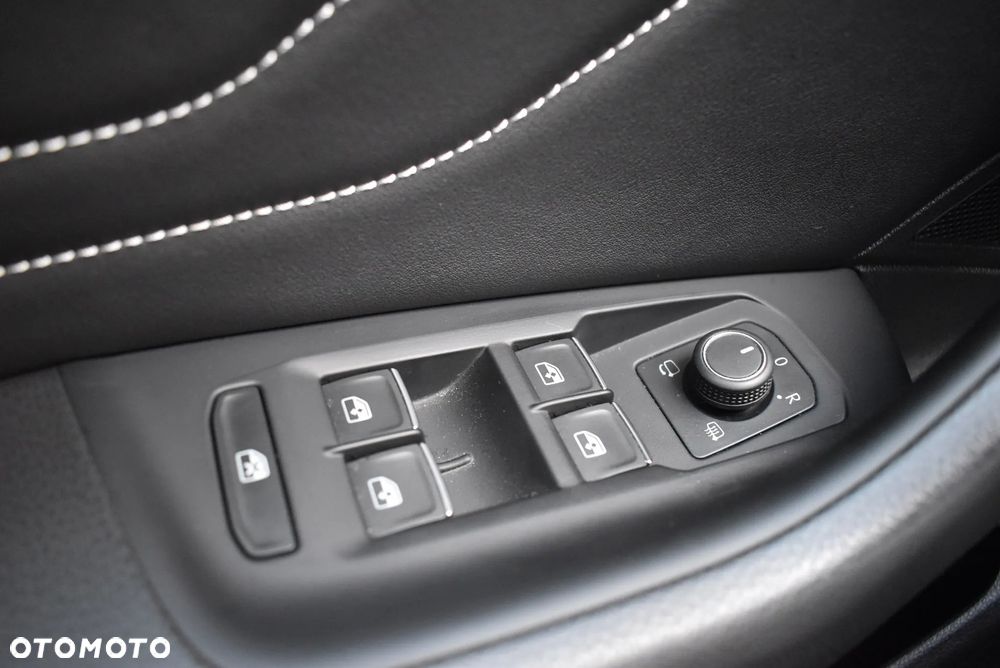 Volkswagen Arteon 2.0 TDI Elegance DSG - 24