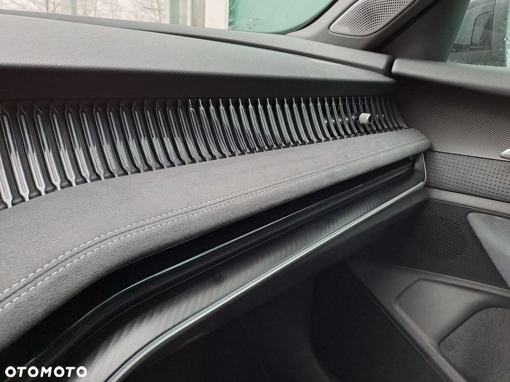 Skoda Superb 2.0 TSI Sportline DSG - 24