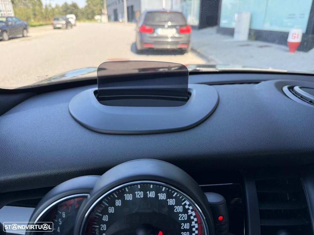 MINI 3 Portas John Cooper Works Aut. - 18