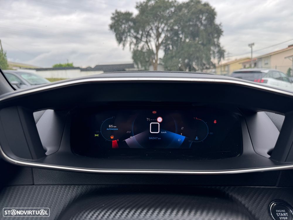 Peugeot 2008 PureTech 130 GT - 8