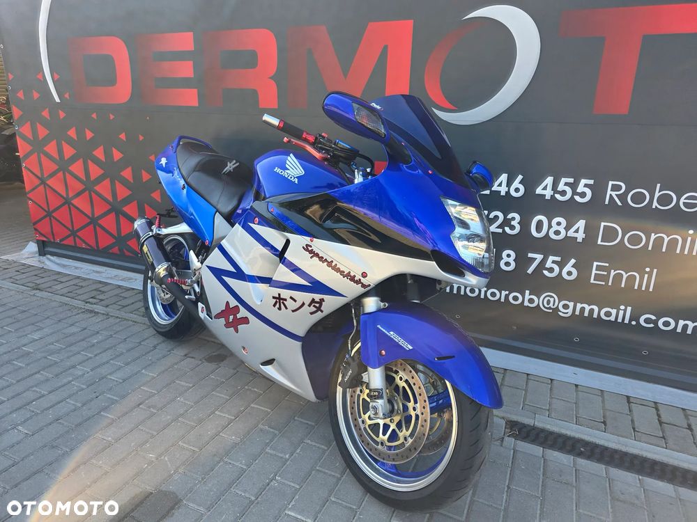 Honda CBR - 1