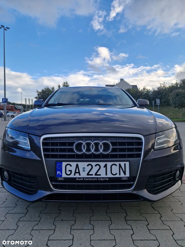 Audi A4 Avant - 1