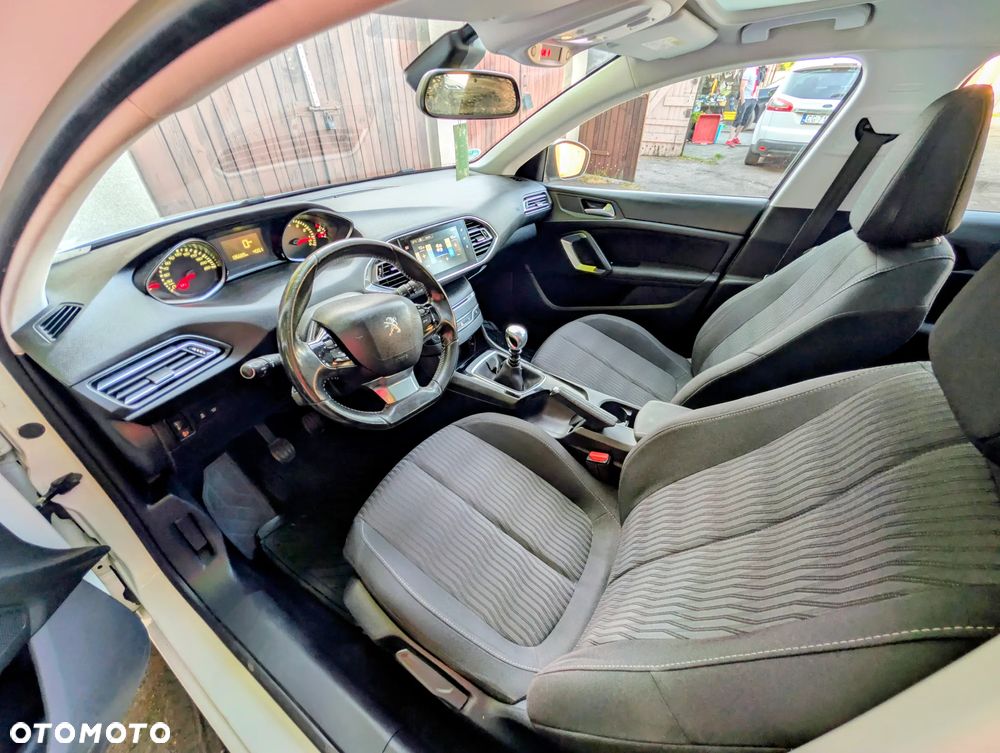 Peugeot 308 - 9