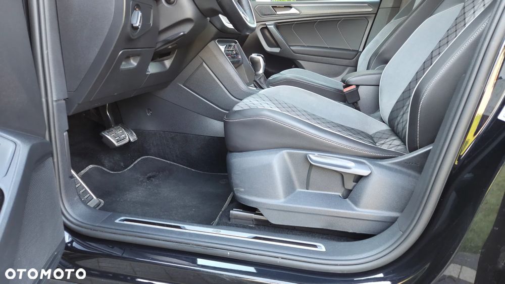 Volkswagen Tiguan Allspace 2.0 TDI R-Line DSG - 18