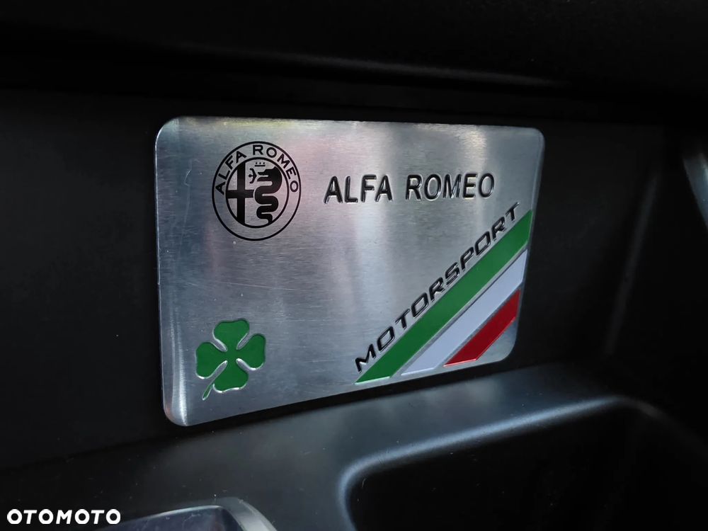 Alfa Romeo Giulietta 1.4 TB MultiAir Distinctive - 32