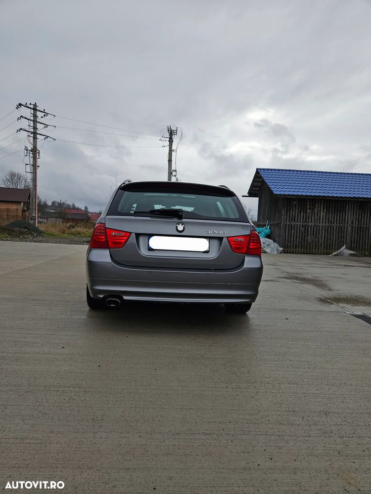 BMW Seria 3 320d xDrive - 6