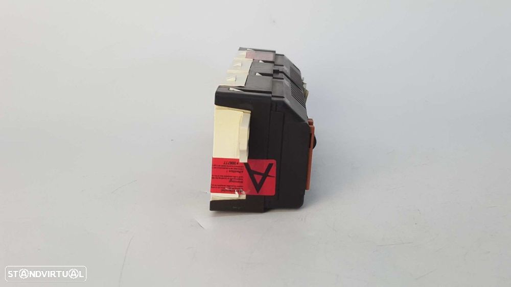 TELA/ECRÃ MULTIFUNÇÕES PEUGEOT PARTNER KOMBI PREMIUM - 9