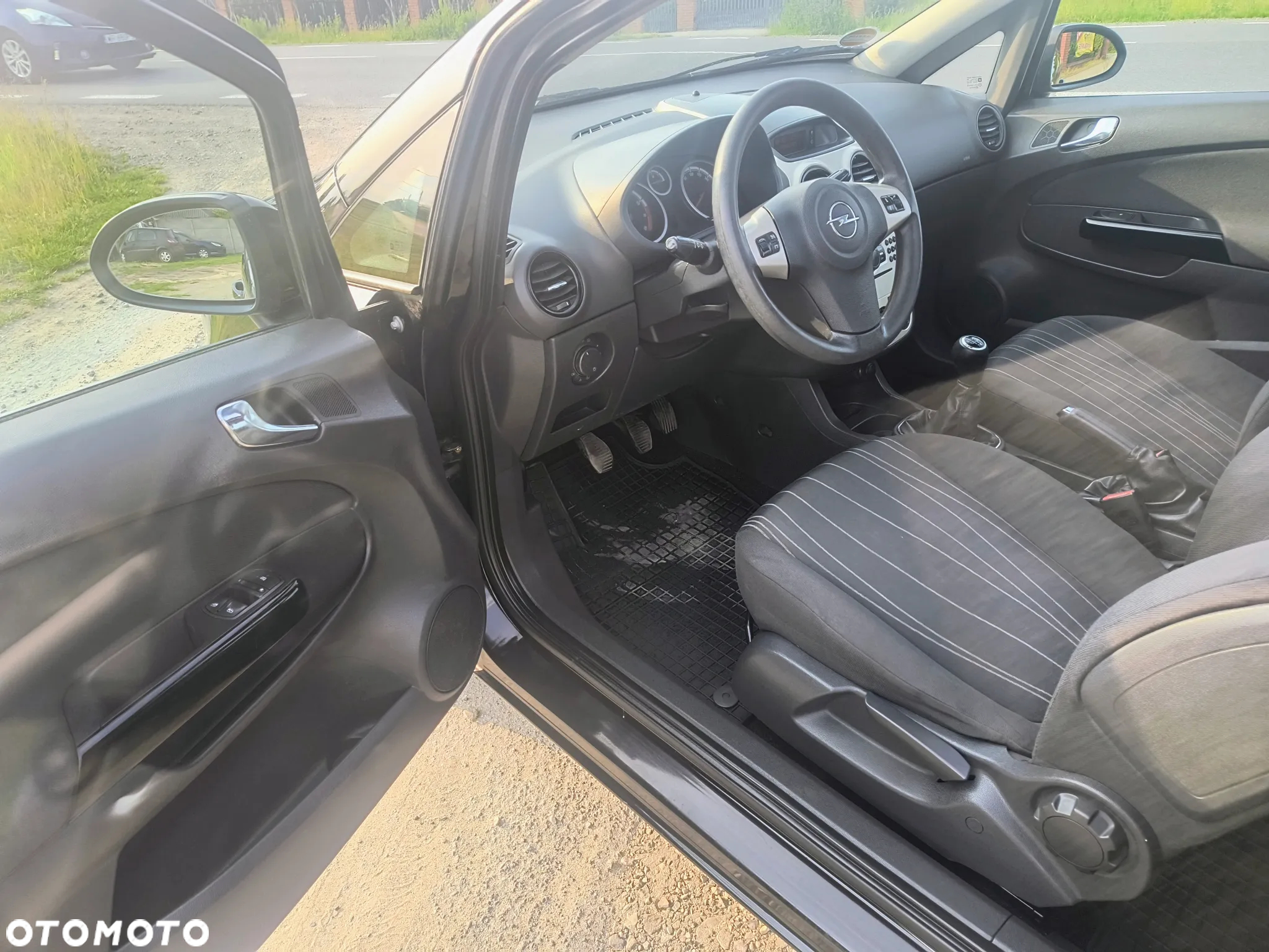 Opel Corsa 1.2 16V Color Edition - 34