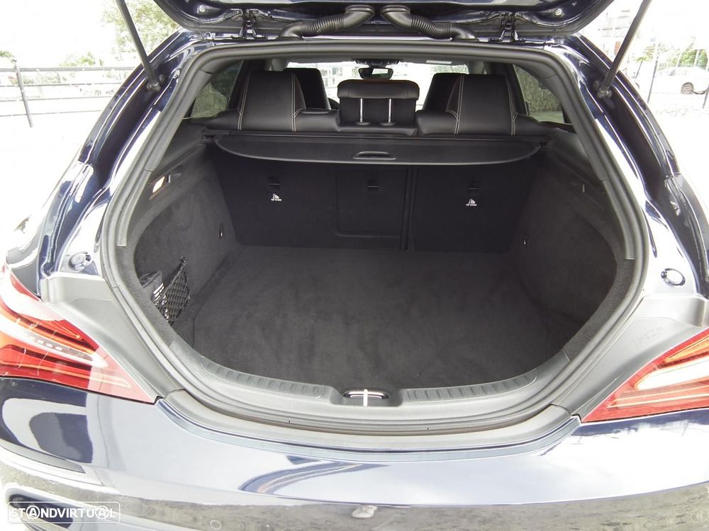 Mercedes-Benz CLA 200 d Shooting Brake AMG Line Aut. - 10