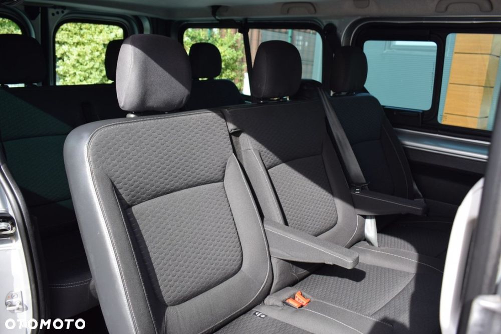 Opel Vivaro - 22