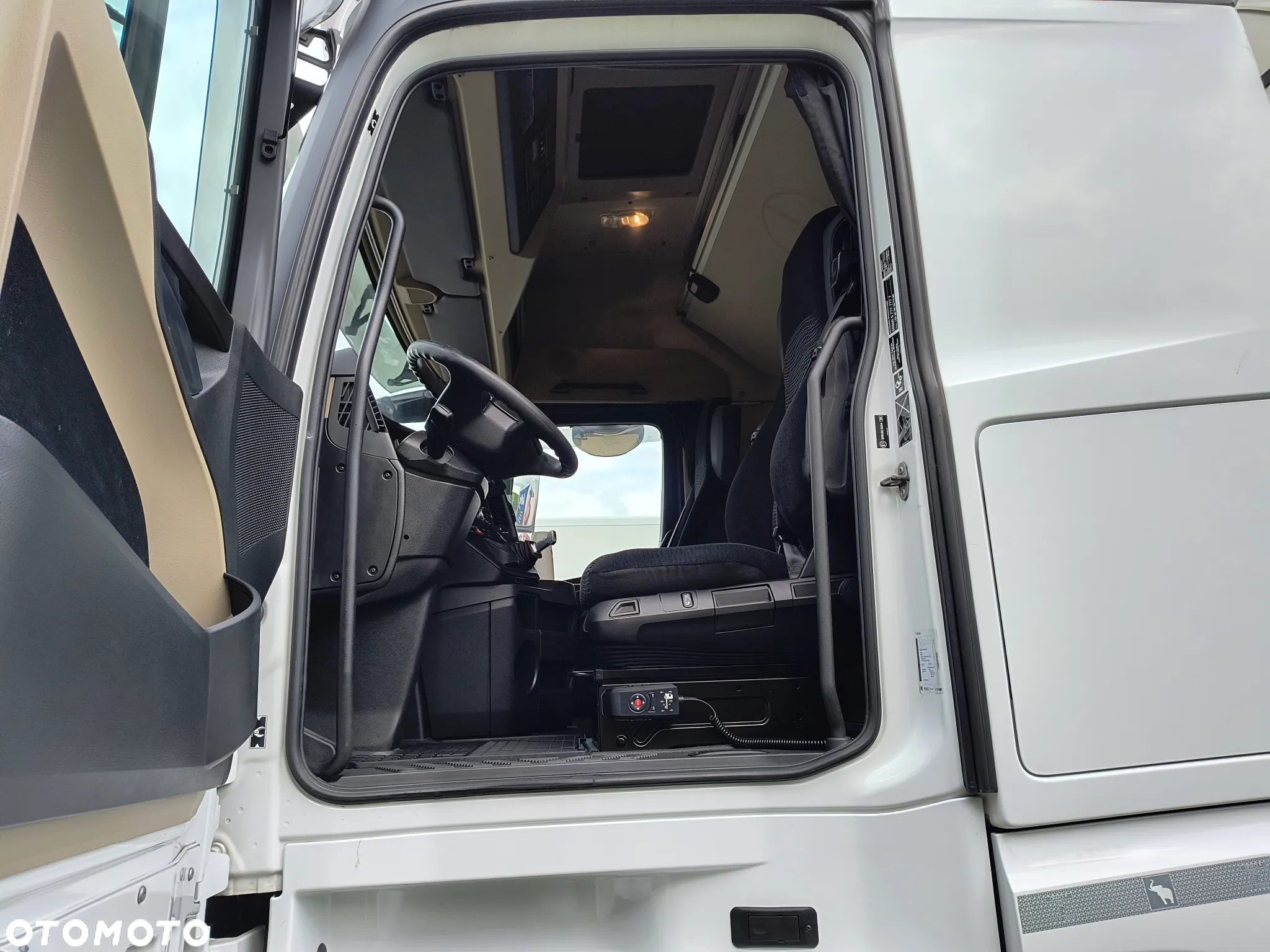 Mercedes-Benz Actros 2545 EURO6 - 14