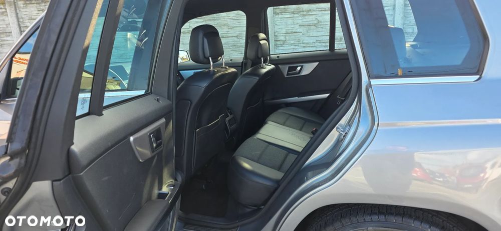 Mercedes-Benz GLK - 11