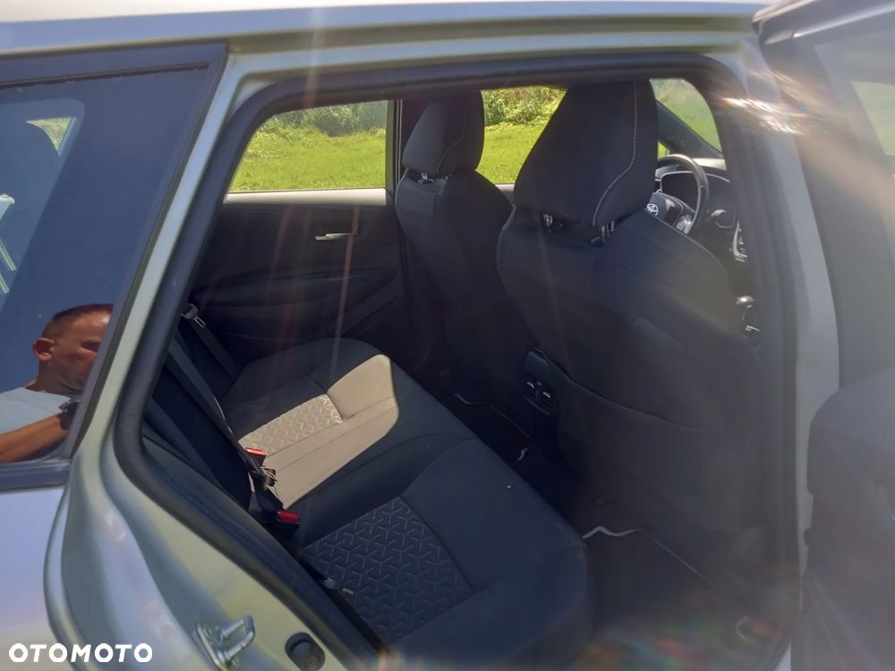 Toyota Corolla - 9