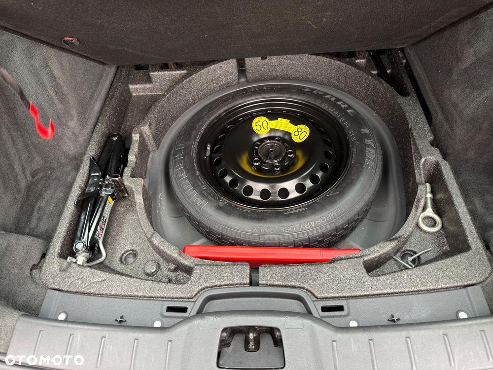 Volvo V50 1.6D DPF Kinetic - 25