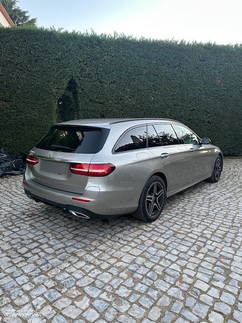 Mercedes-Benz E 300 de 9G-TRONIC AMG Line - 2