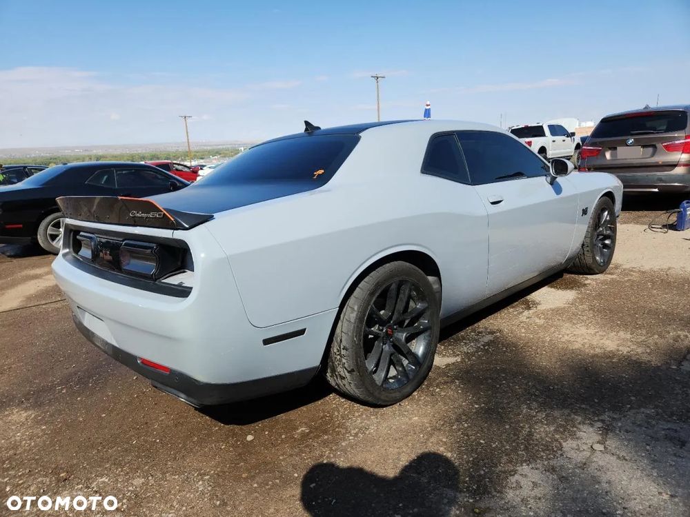 Dodge Challenger Automatik R/T Plus - 3